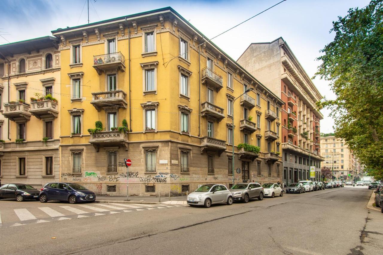 Elegante Casa Liberty Apartment Milan Luaran gambar